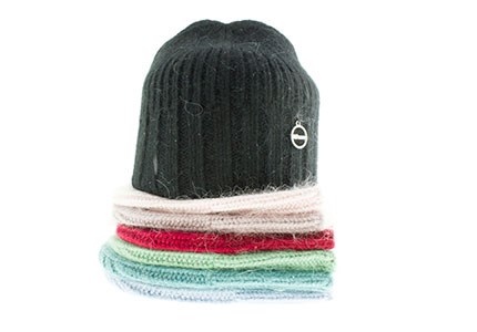 Шапка женсая VEPANSE 30% ангора, 30%вискоза, 15% шерсть,20% нейлон 5% метанит (1209-42) - фото 28662