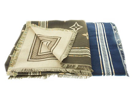 Платок женский LOUIS VUITTON (аналог) 50%шелк 30% метал. ткань 20% шерсть (2910-1) - фото 33000