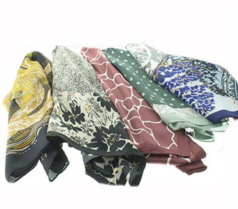 Платок женский VILADO 70% шёлк 30% вискоза (42202) - фото 33817